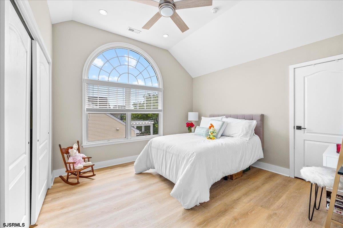 9404 Amherst