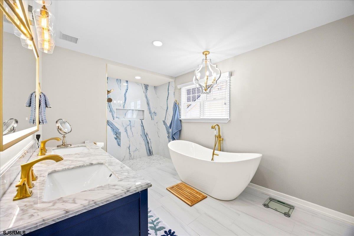 9404 Amherst