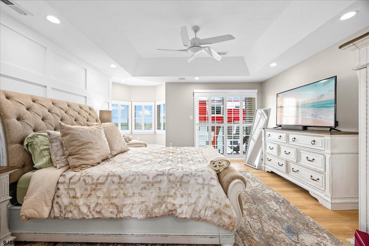 9404 Amherst