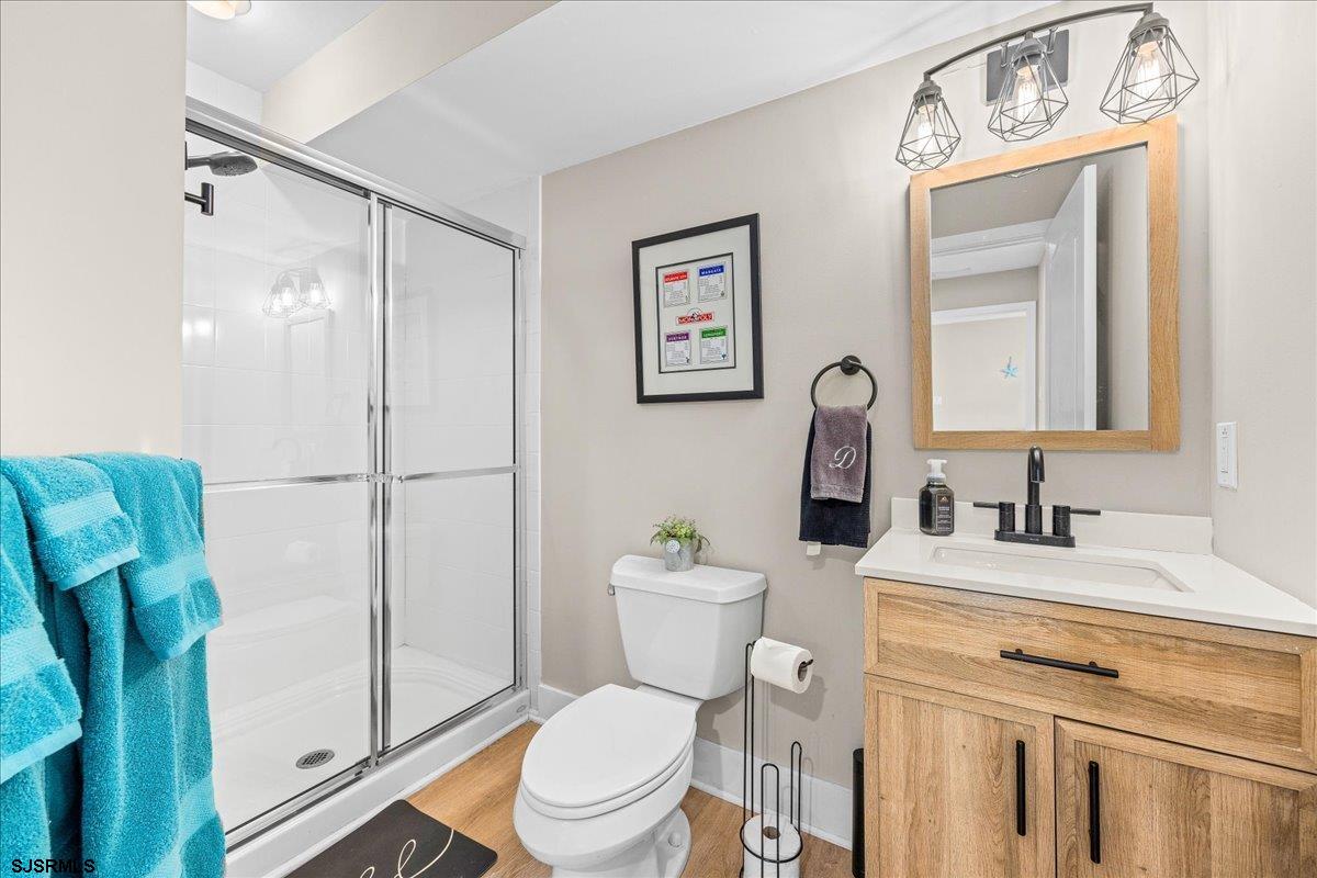 9404 Amherst