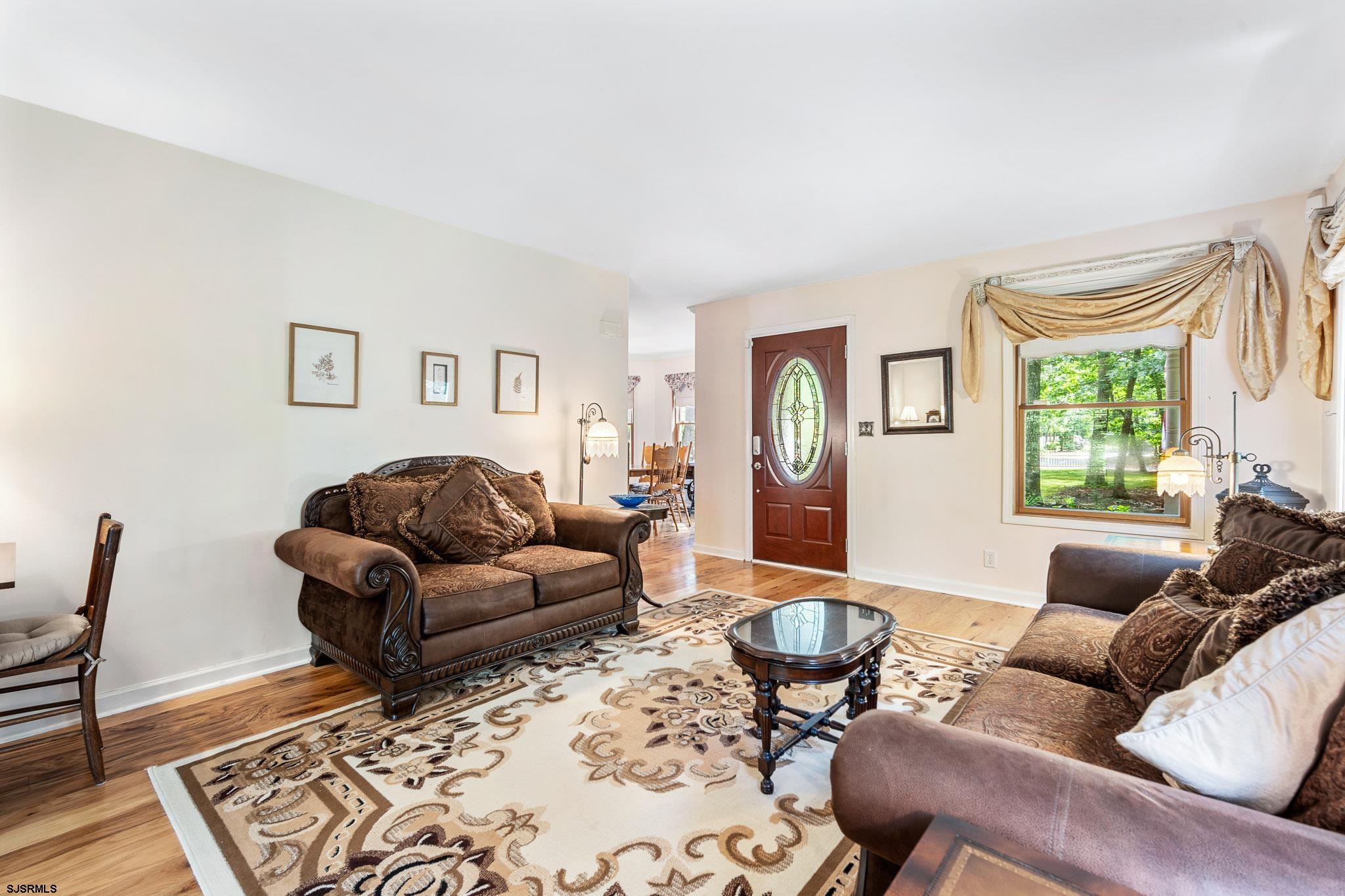 14 Teaberry Ln