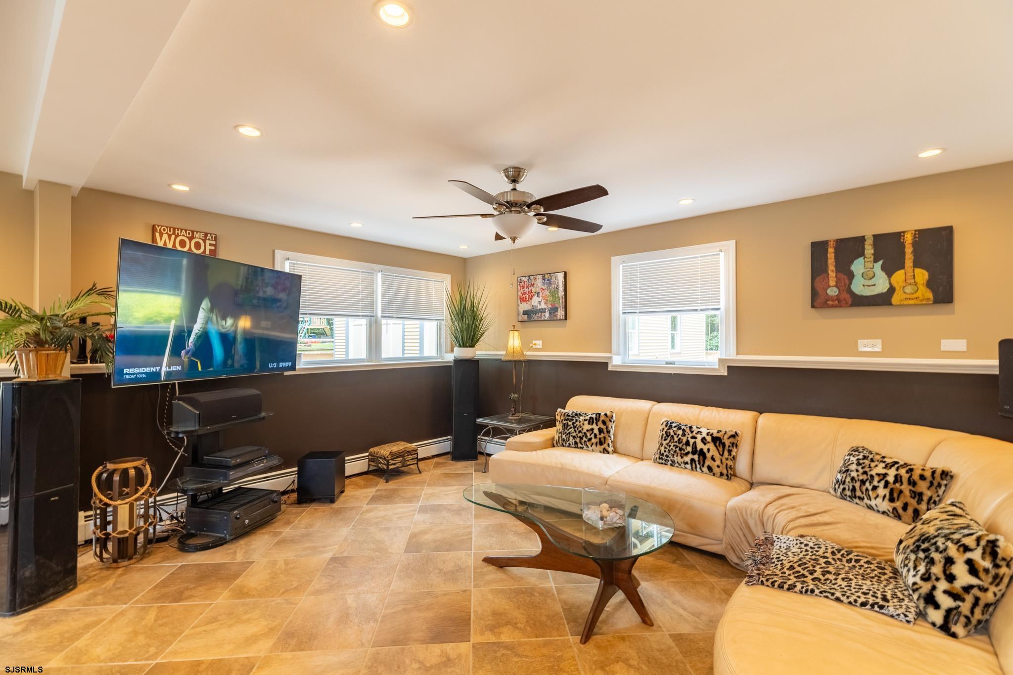 110 E Patcong Avenue