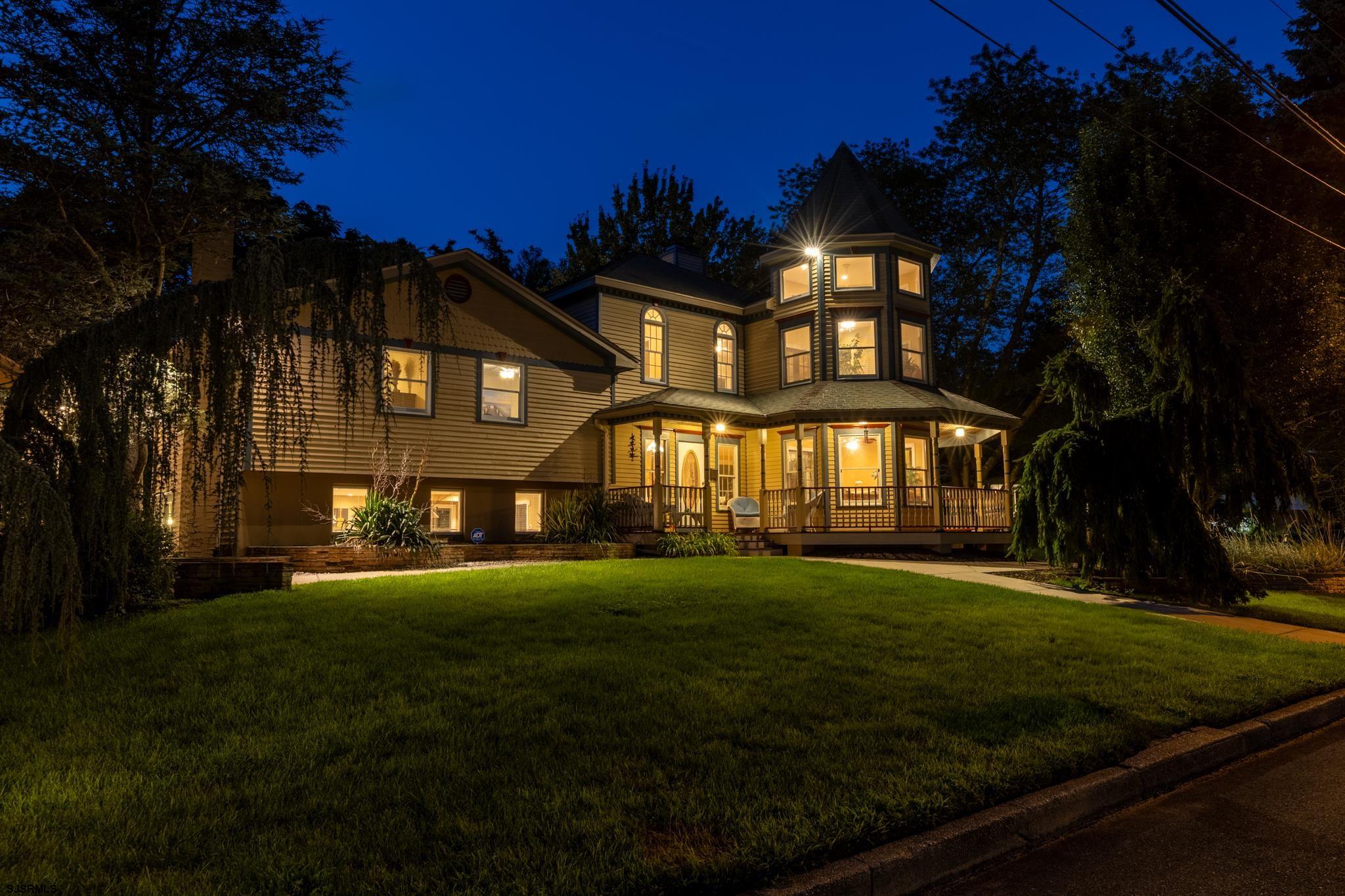 110 E Patcong Avenue