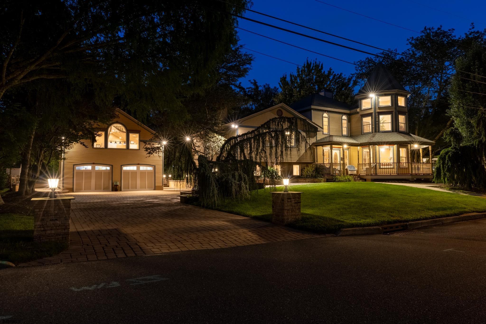 110 E Patcong Avenue