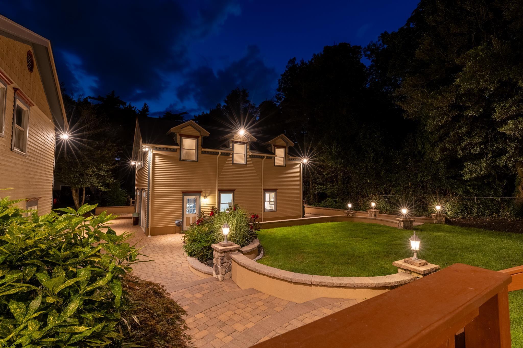 110 E Patcong Avenue