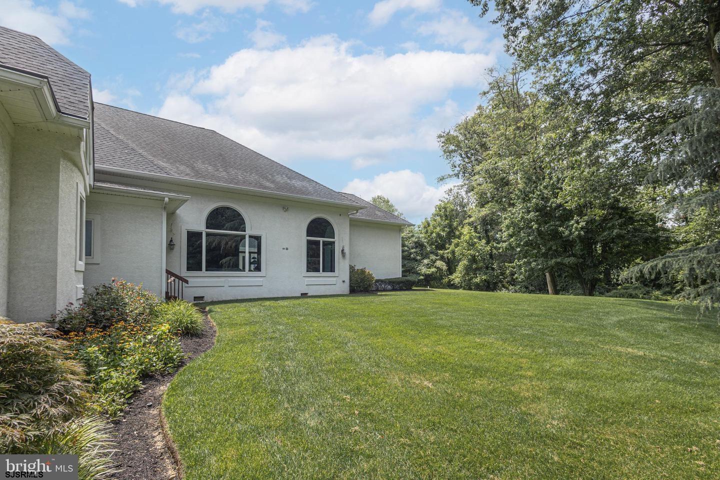 415 Bridgeboro Road