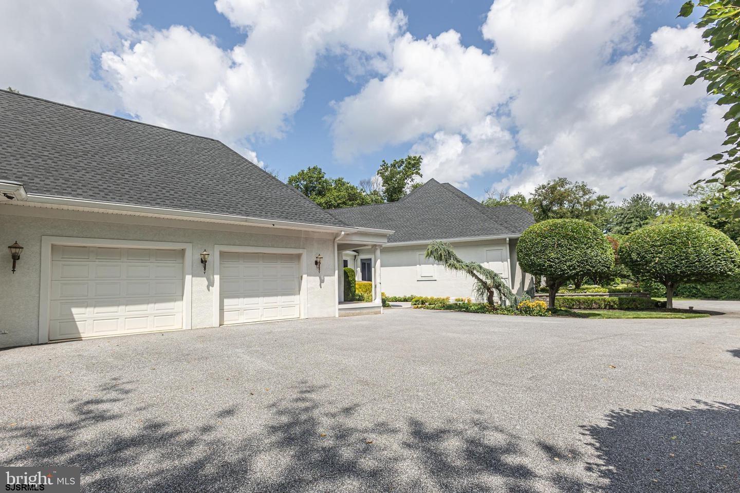 415 Bridgeboro Road
