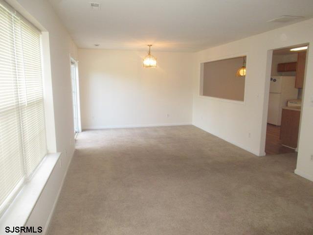 15 Oyster Bay Rd Road - Picture 1