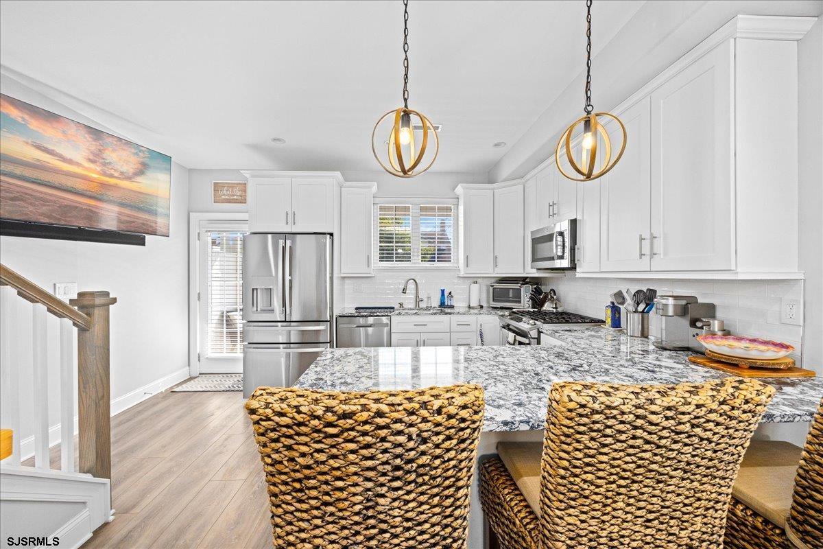 1 N Nashville Avenue