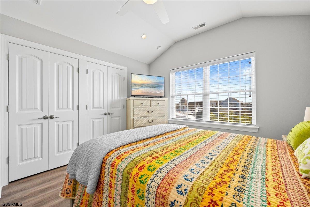 1 N Nashville Avenue