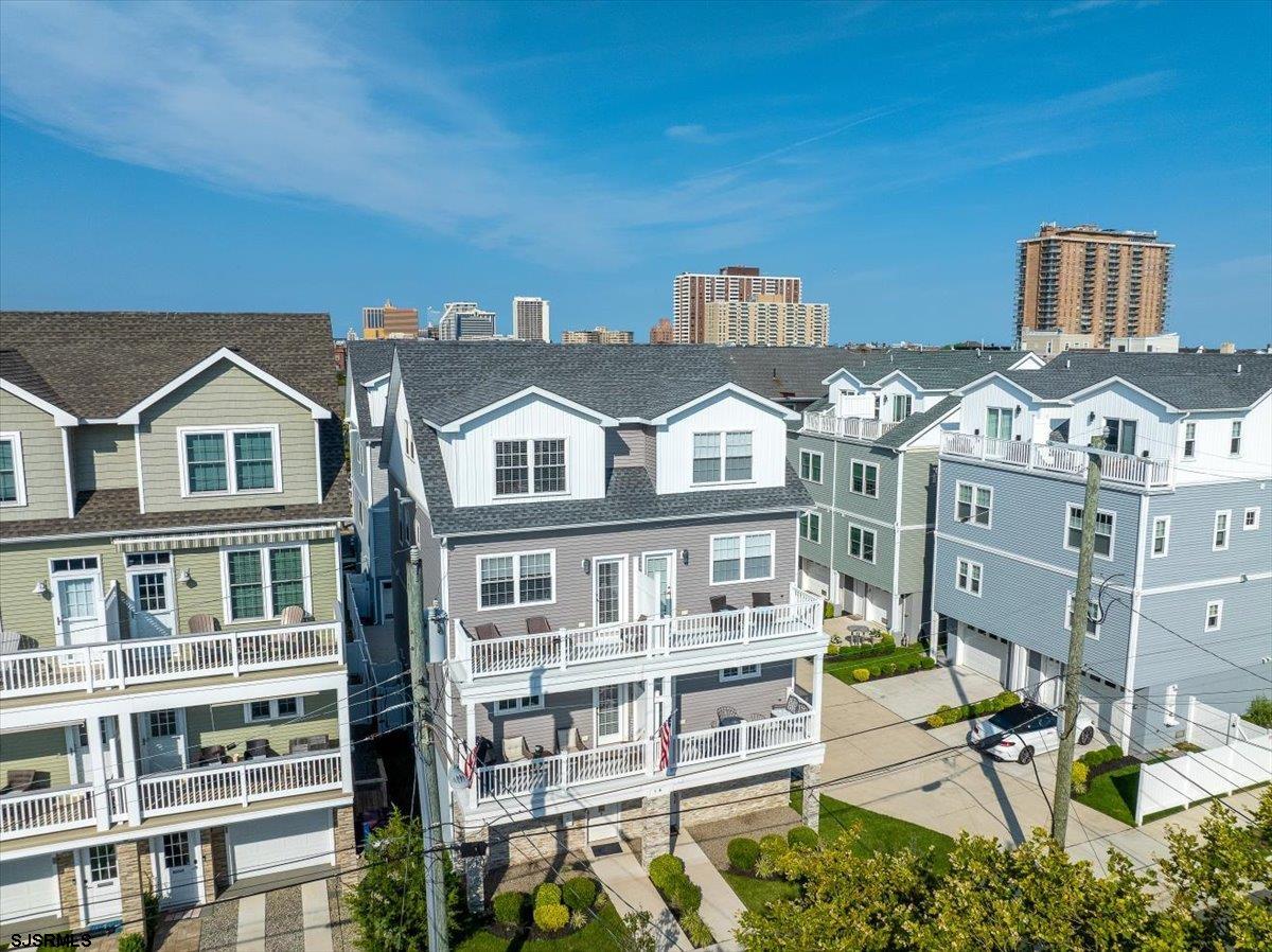 1 N Nashville Avenue