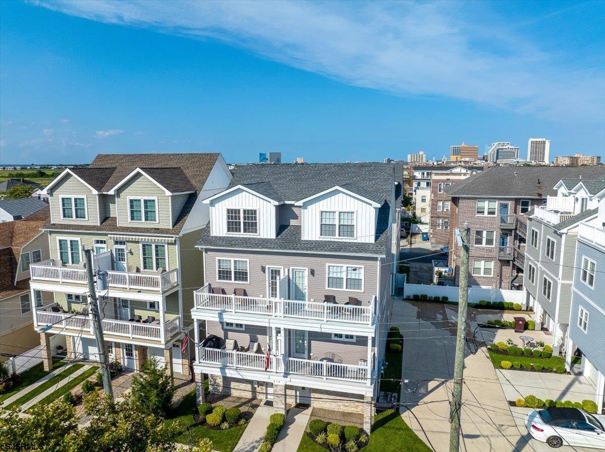 1 N Nashville Avenue