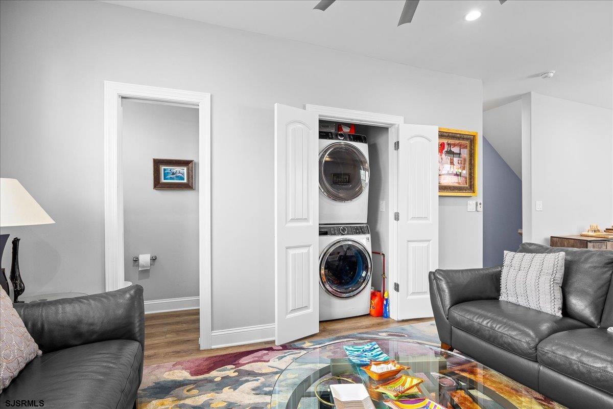 1 N Nashville Avenue