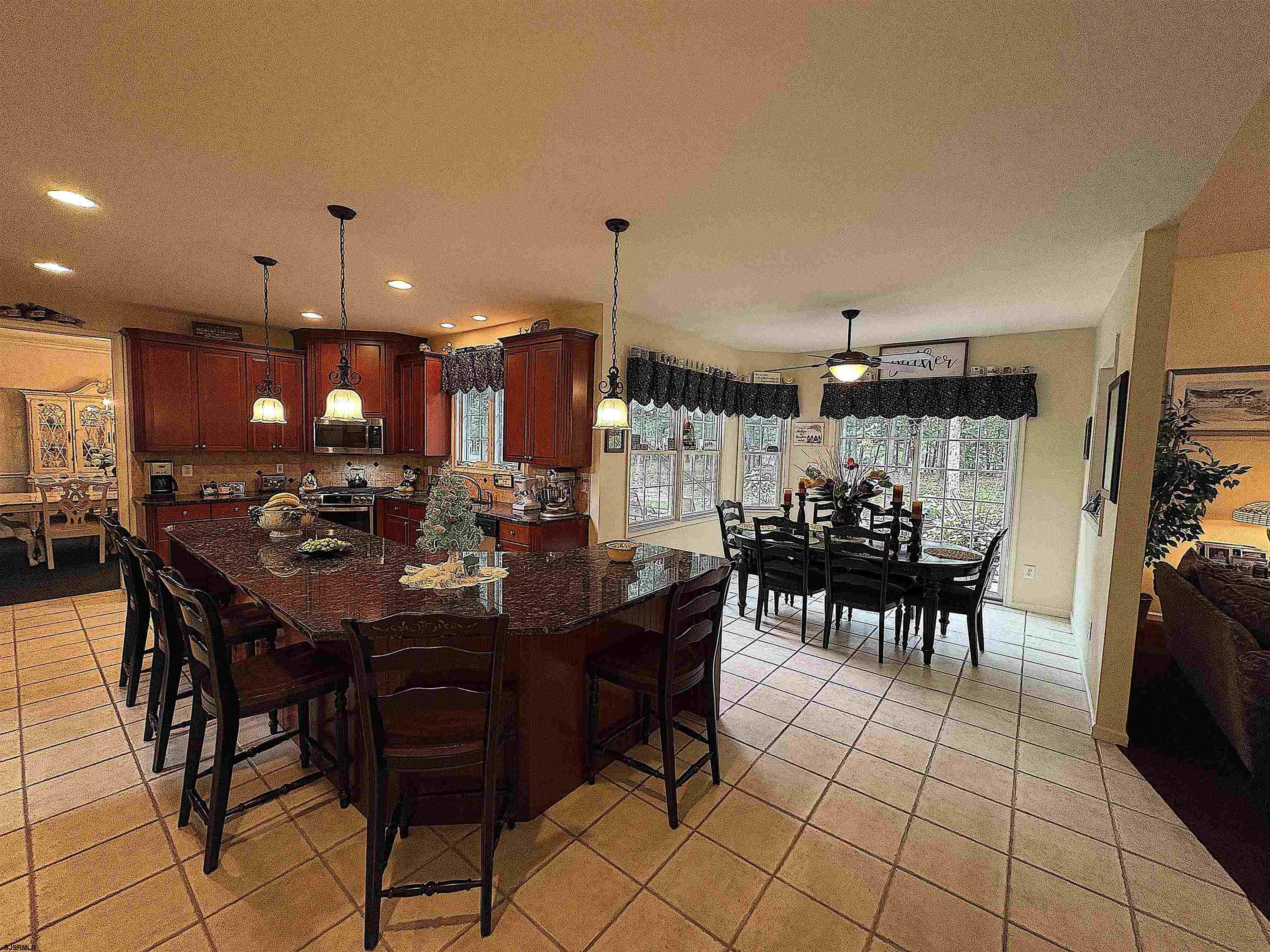 304 Arlington Ct