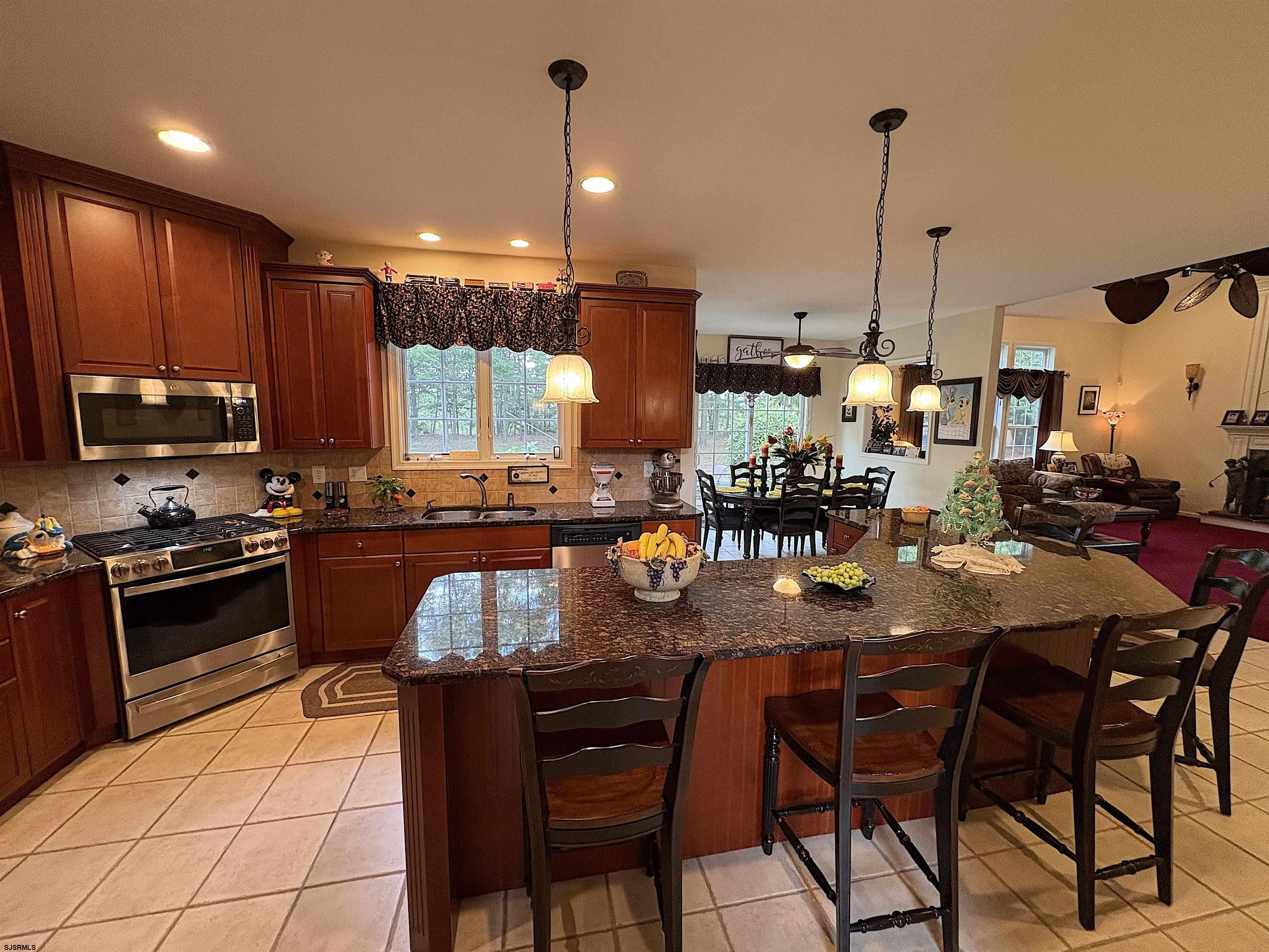 304 Arlington Ct