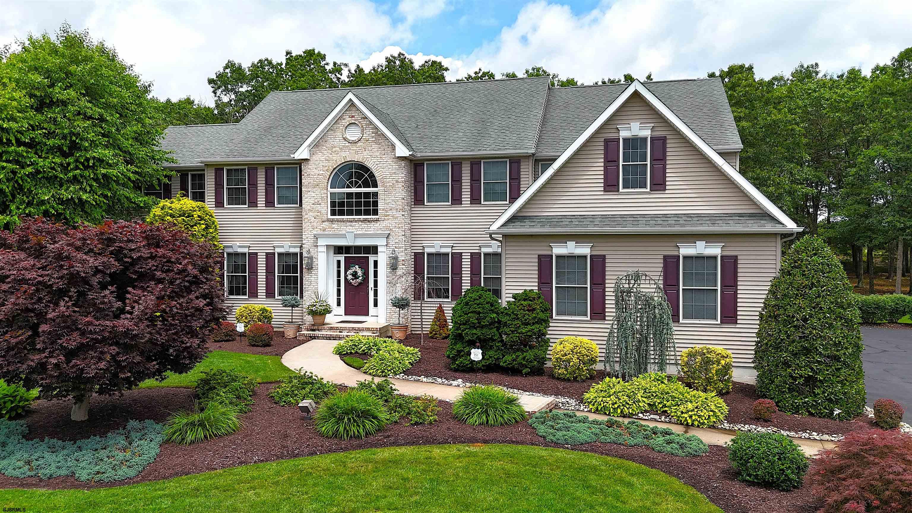 304 Arlington Ct - Picture 3