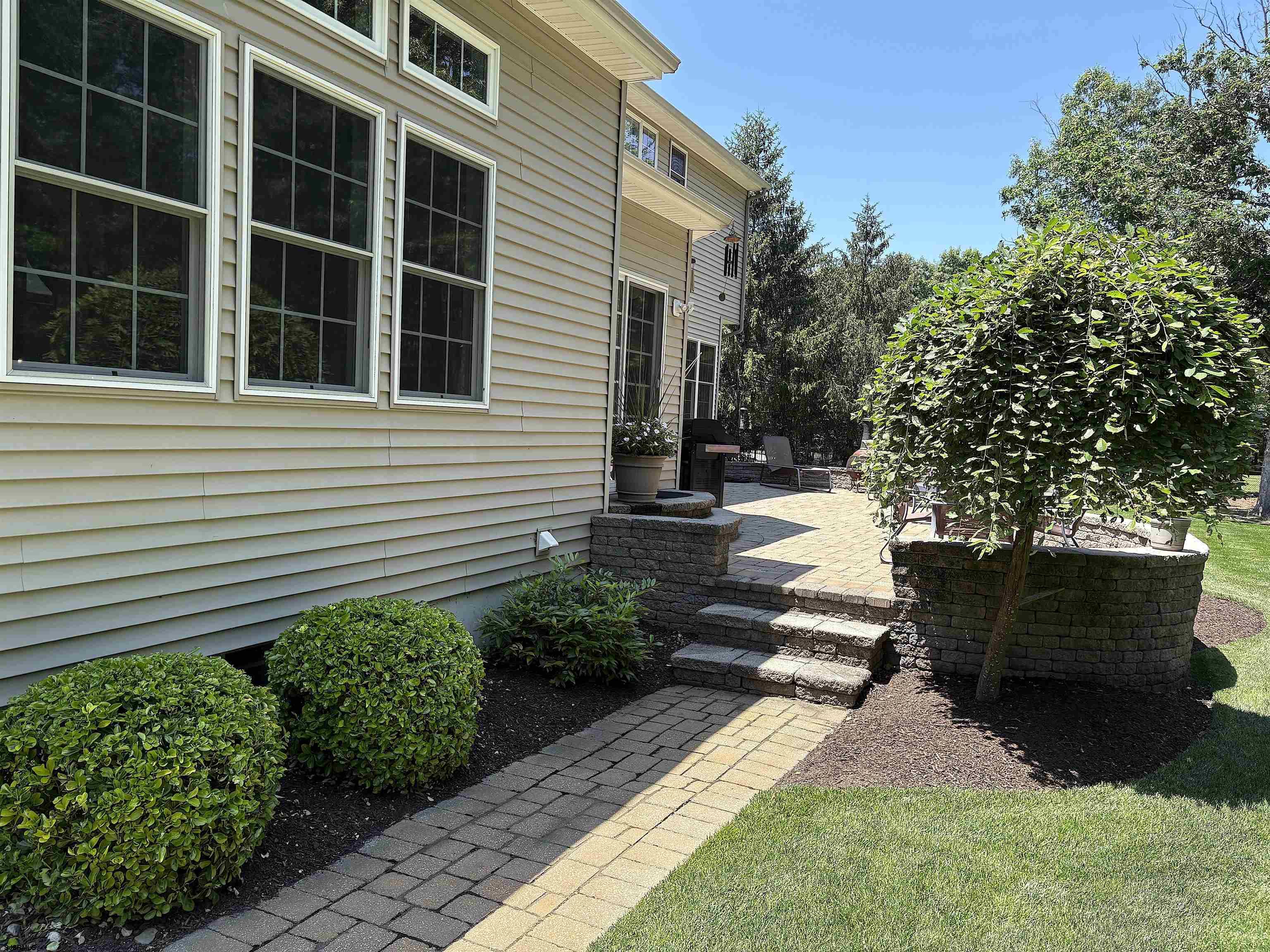 304 Arlington Ct