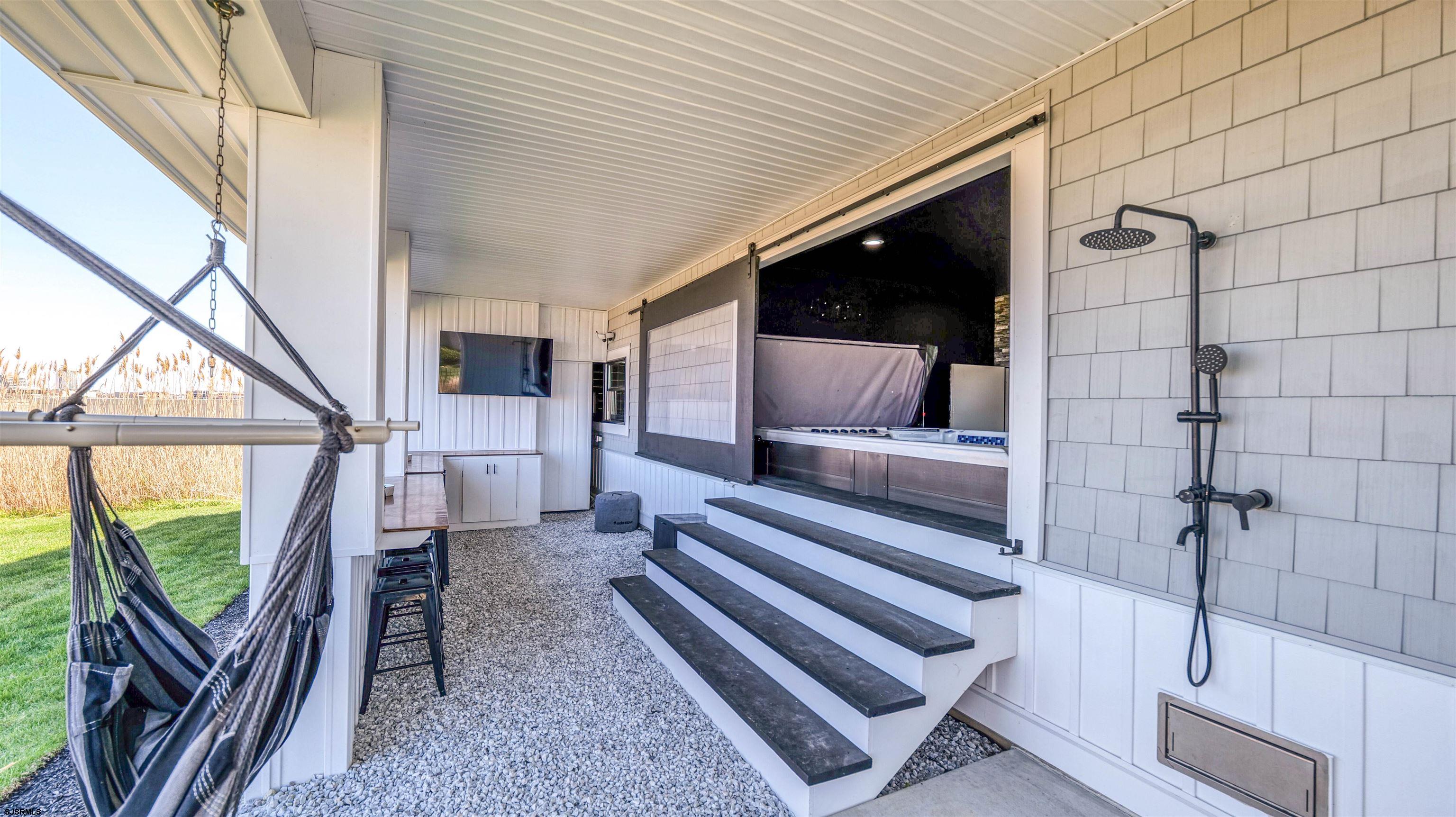 21 Hart Ln