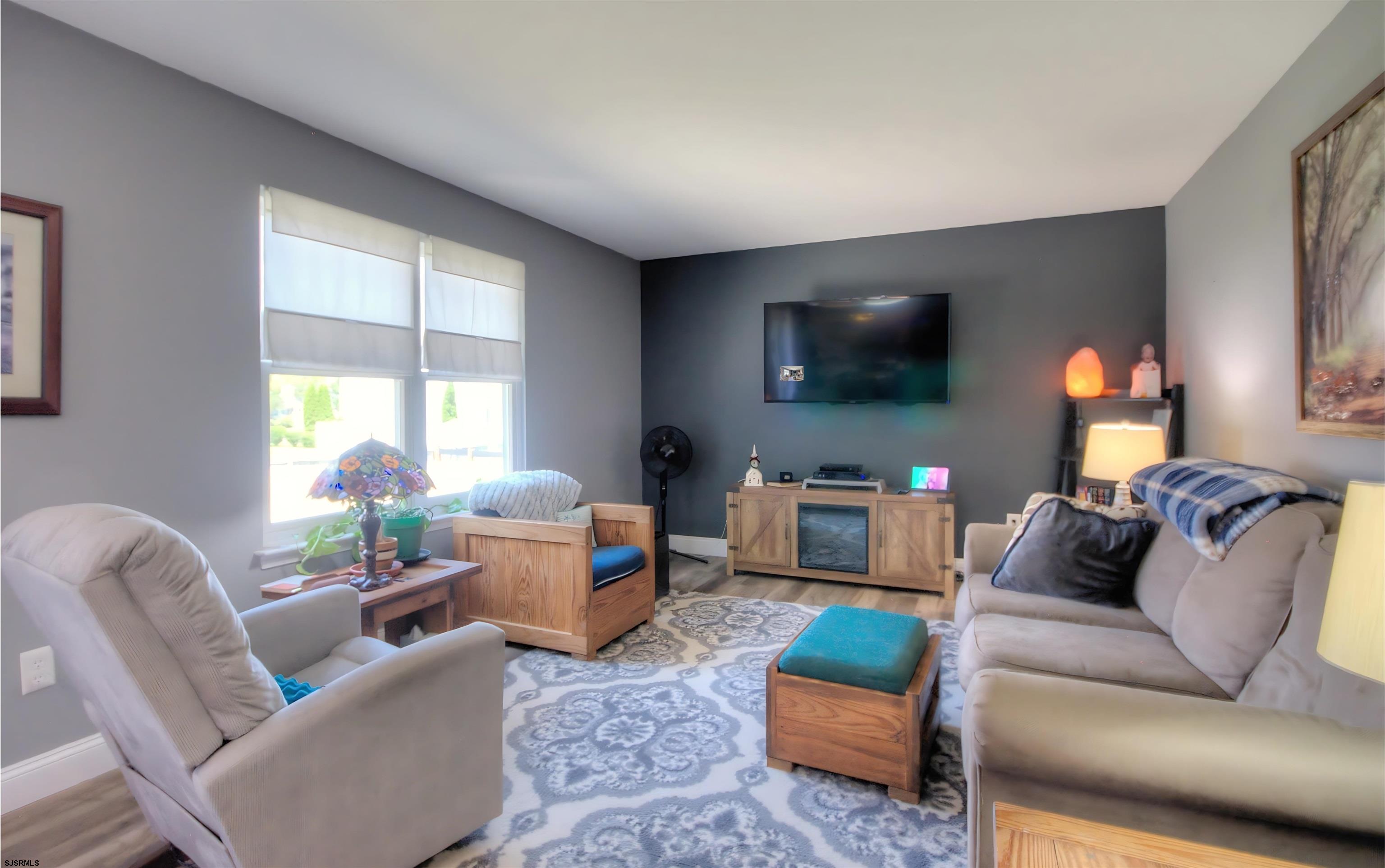3 Winterberry Road