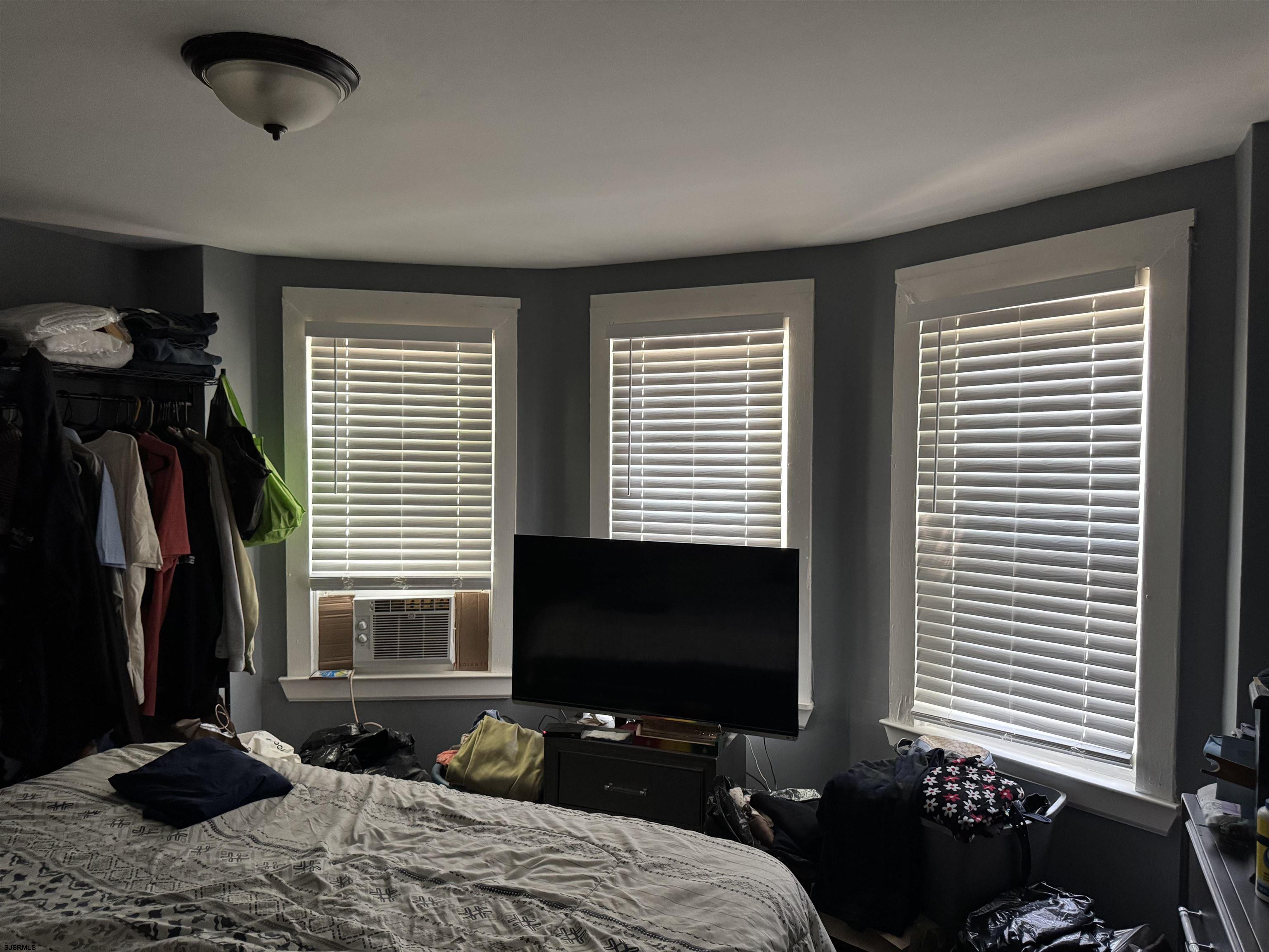1525 C Morris Cain Pl Pl