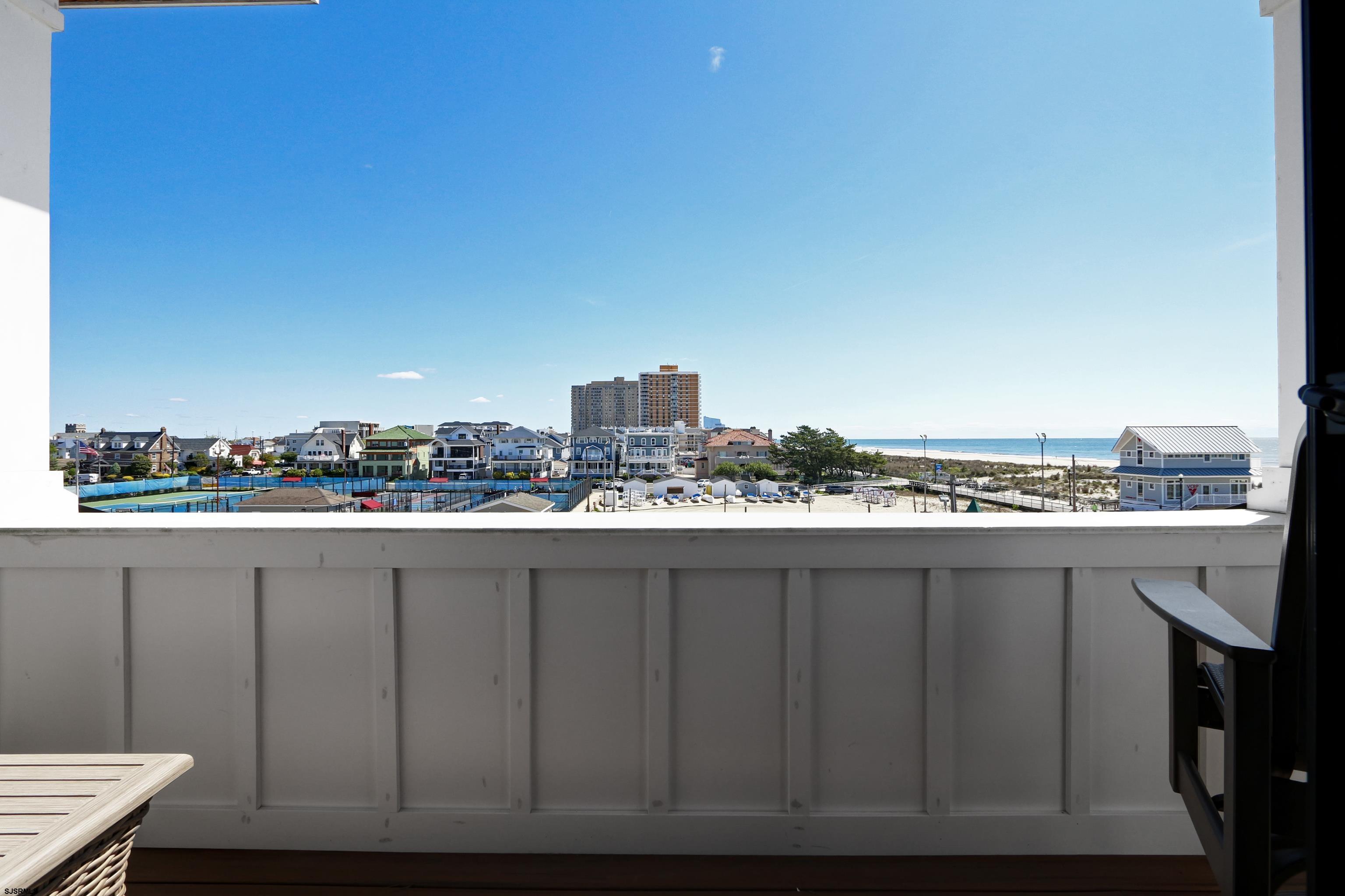 112 S Somerset Avenue