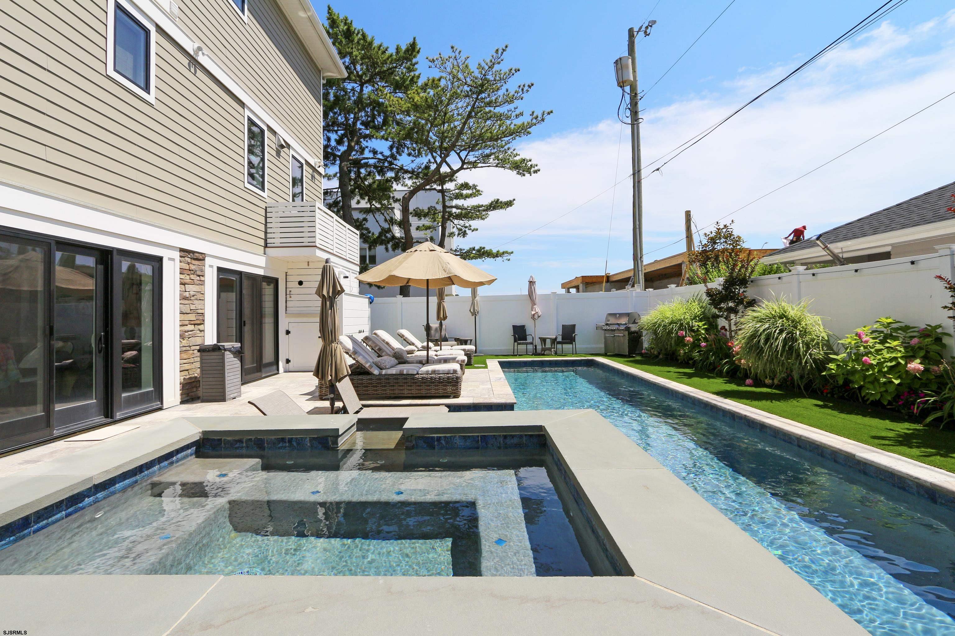 112 S Somerset Avenue