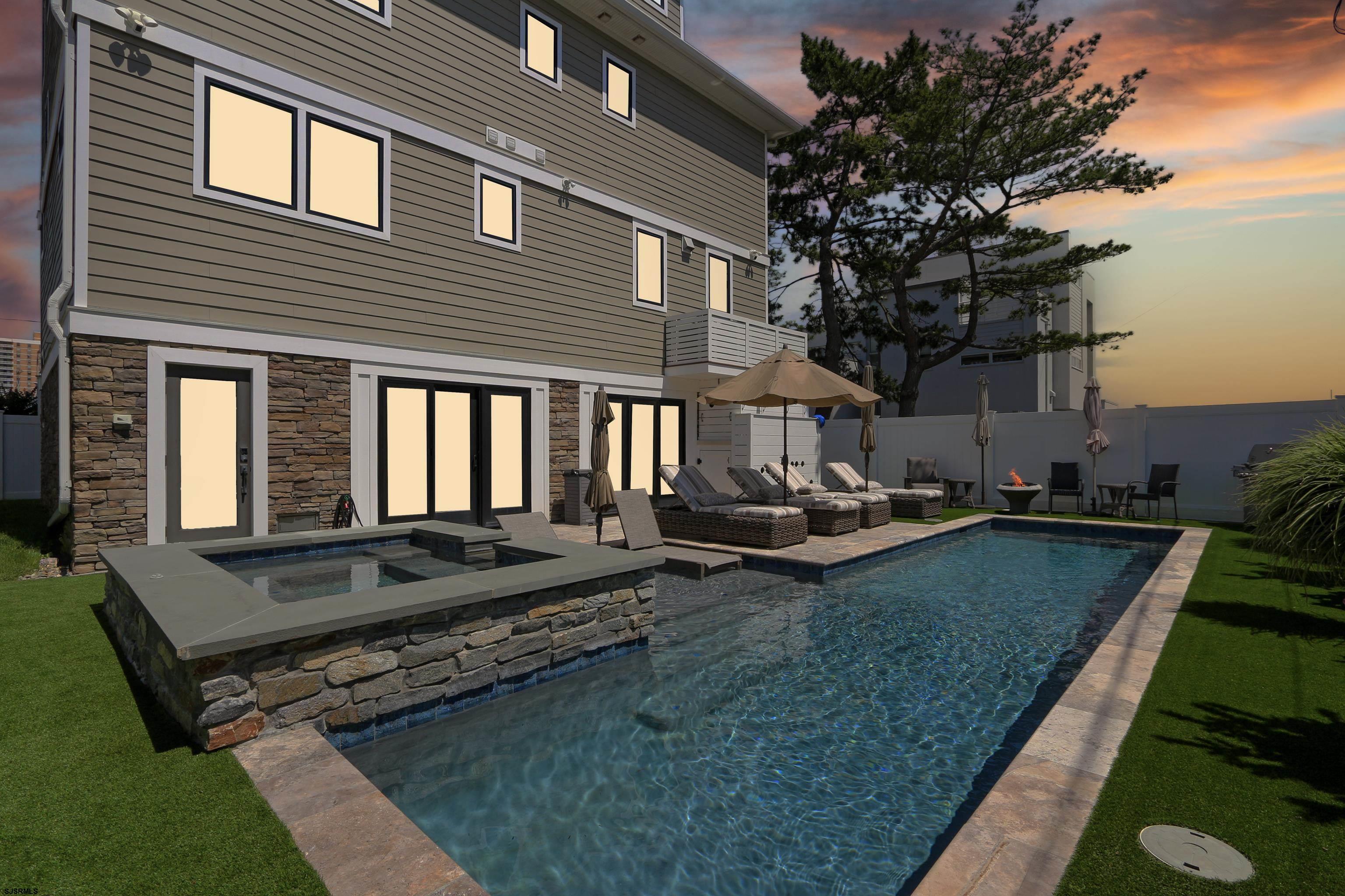 112 S Somerset Avenue