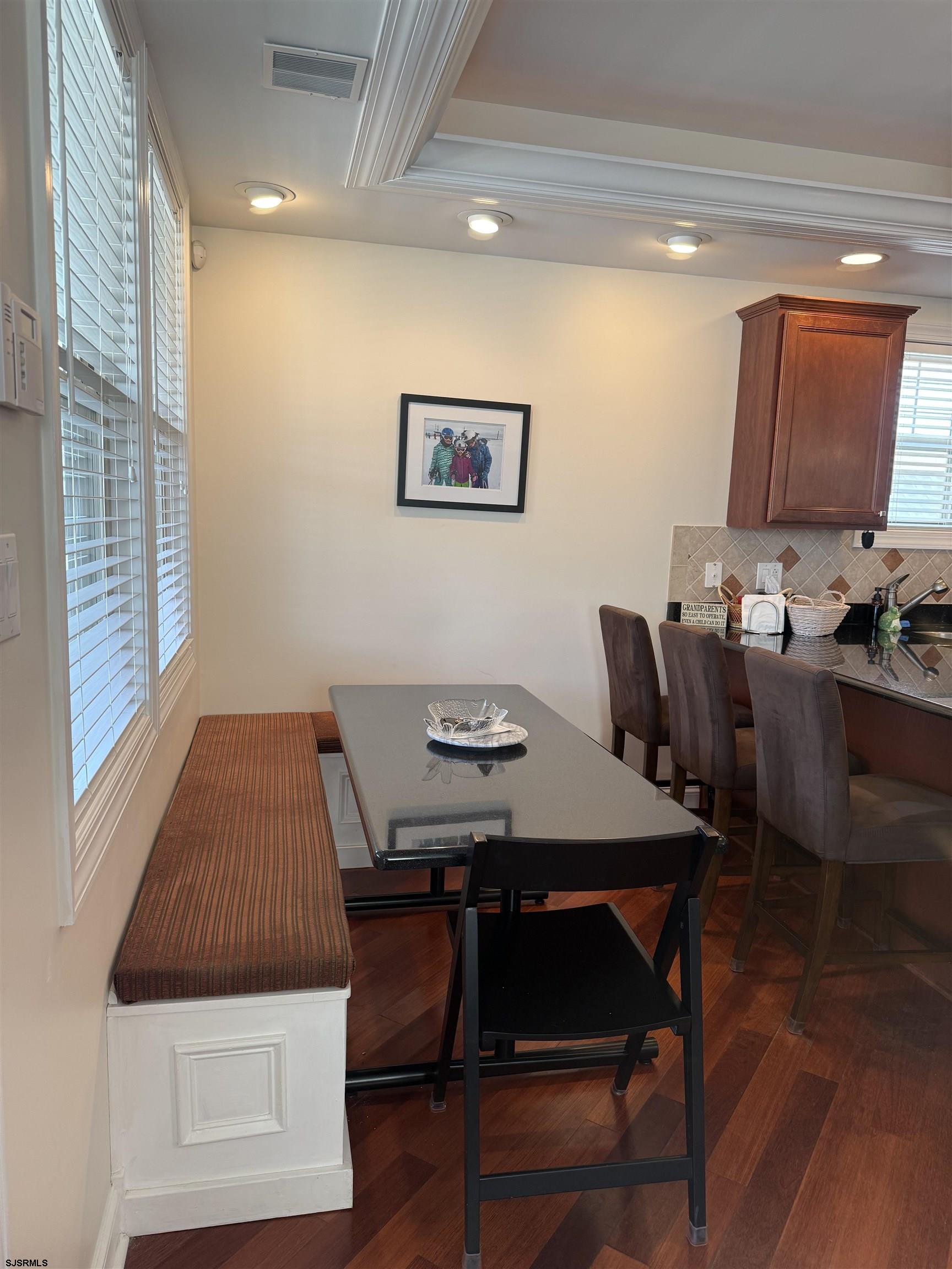 15 S Frontenac Avenue - Picture 3