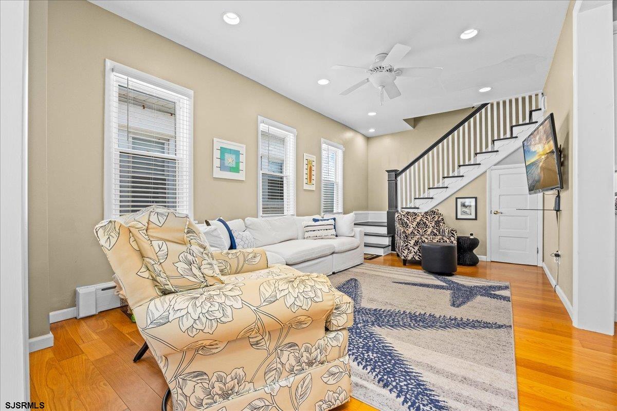 6501 Winchester Avenue - Picture 4
