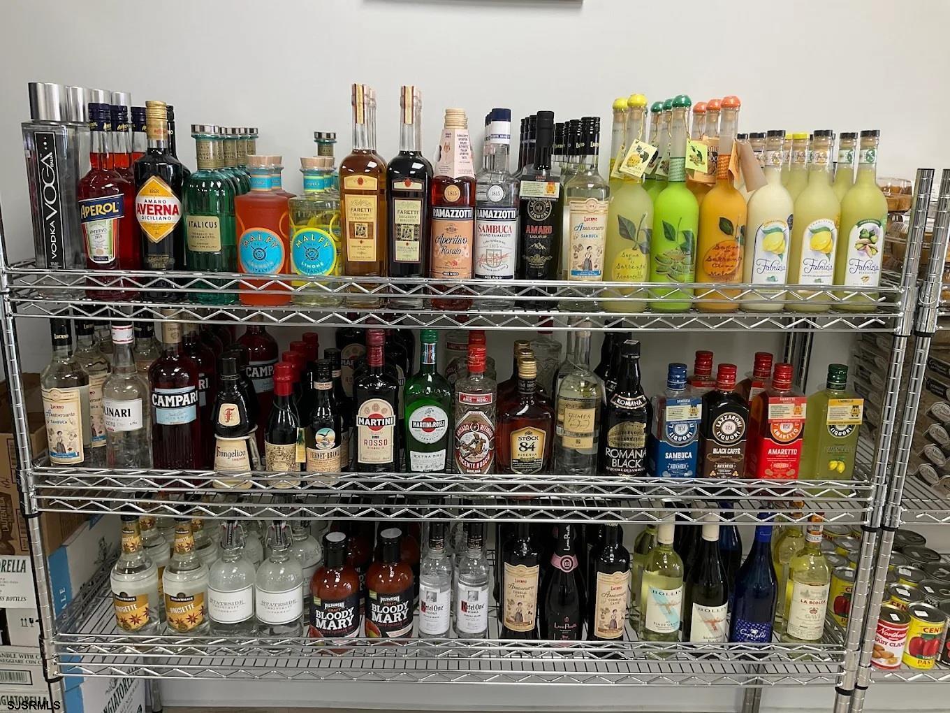 4825 Atlantic Avenue - Picture 1