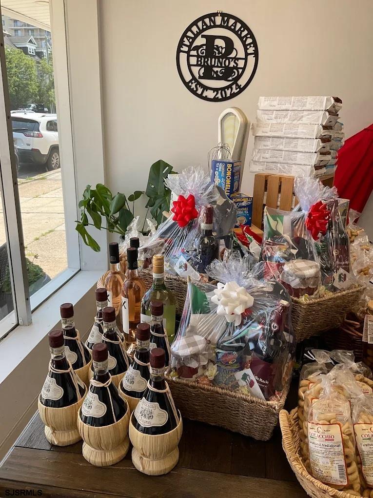 4825 Atlantic Avenue