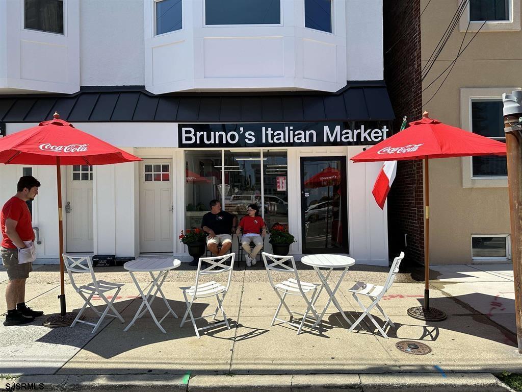 4825 Atlantic Avenue