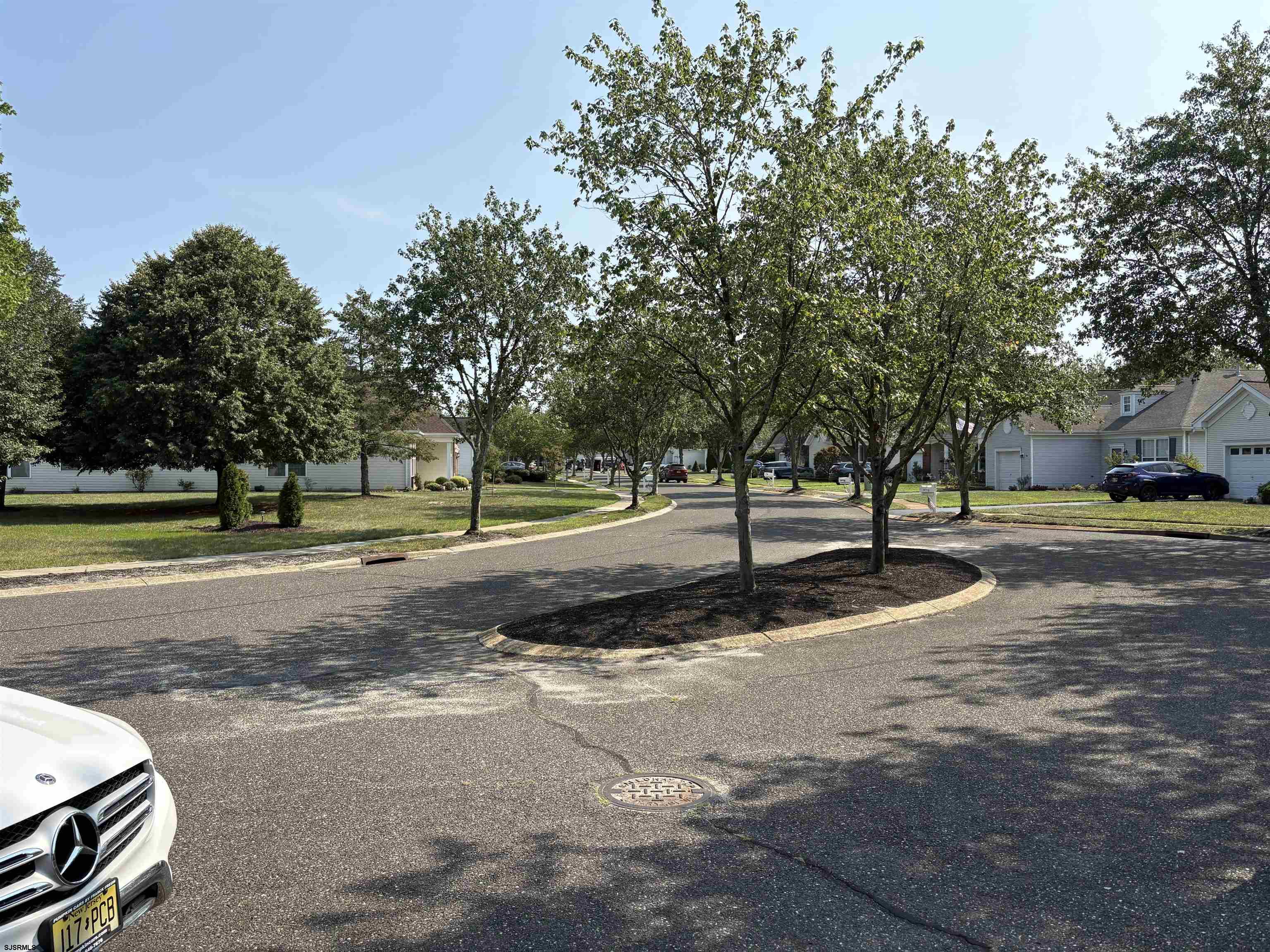 58 Pembrooke Way - Picture 2