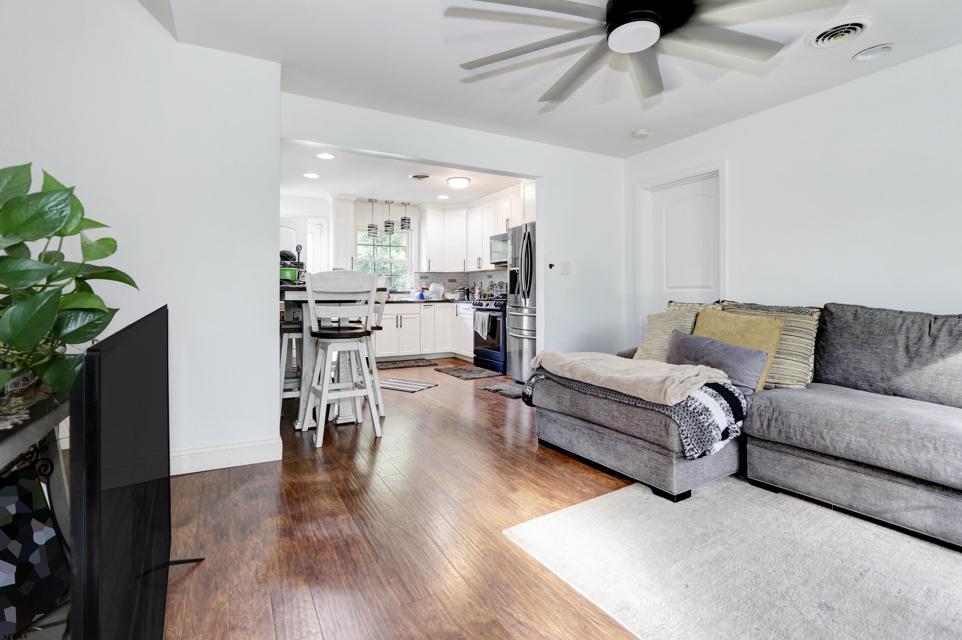 7411 Black Horse Pike - Picture 2