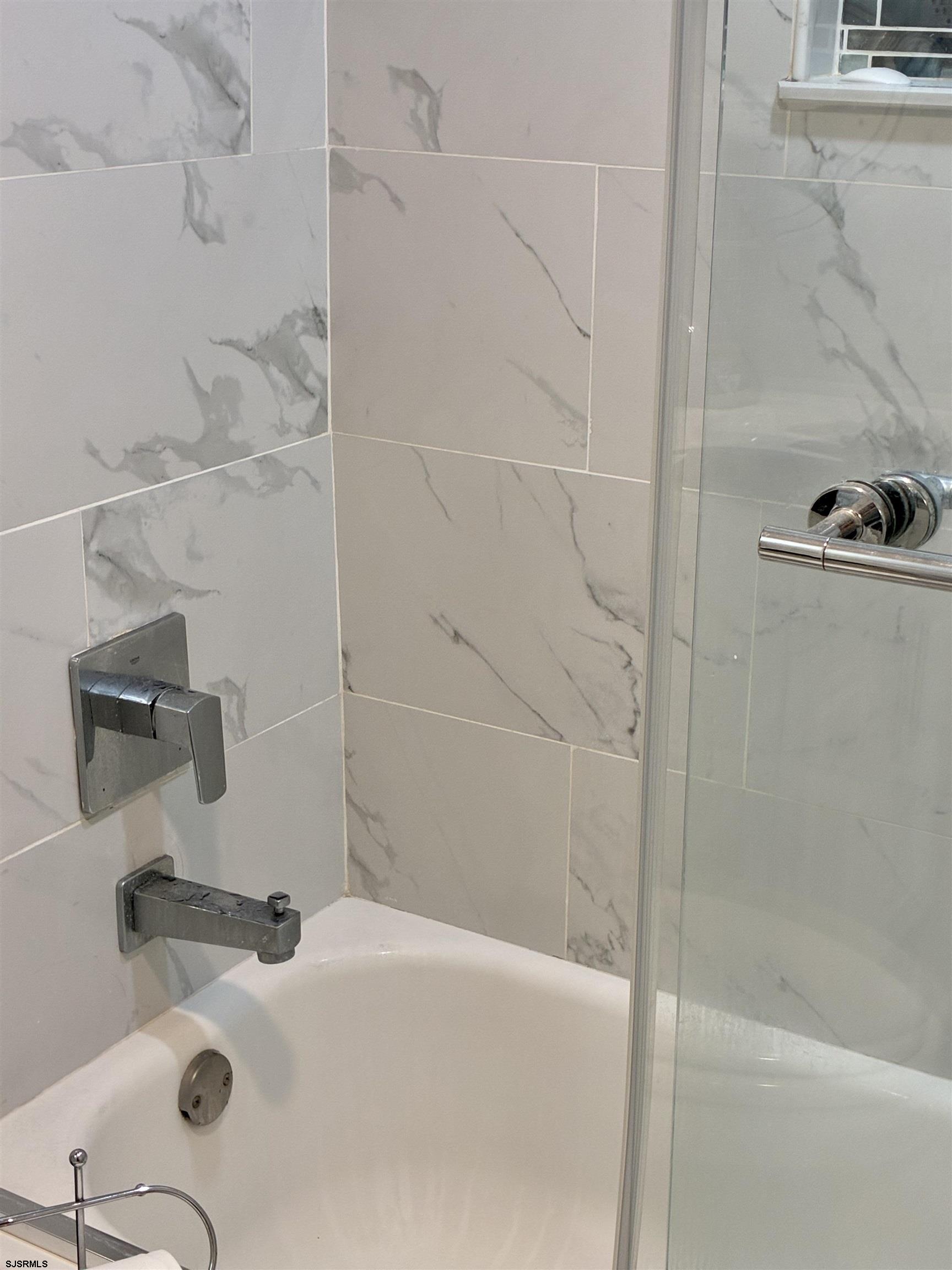 3501 Boardwalk #B101