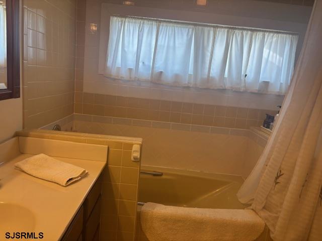 5 Greate Bay Dr