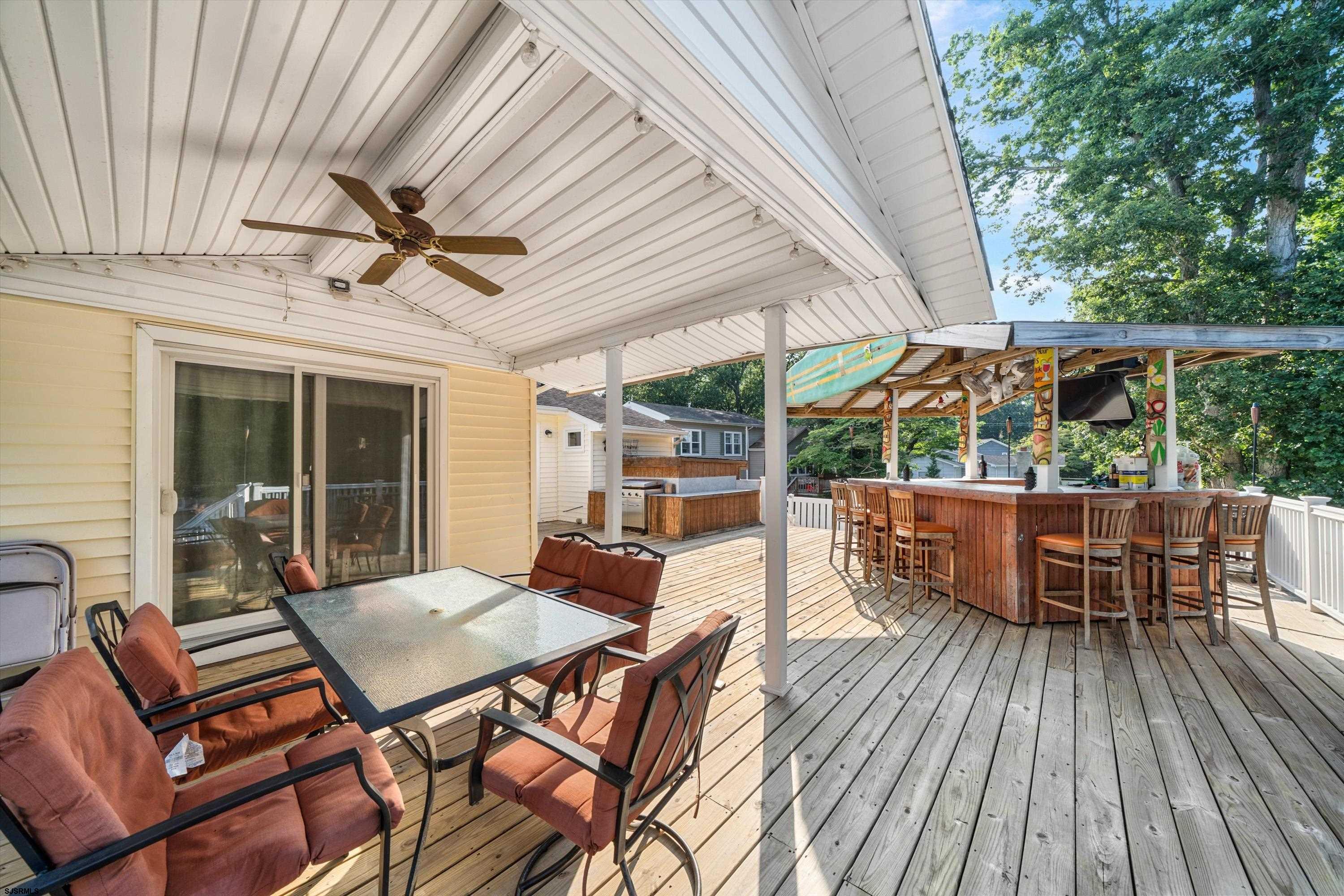 537 ridgewood Dr