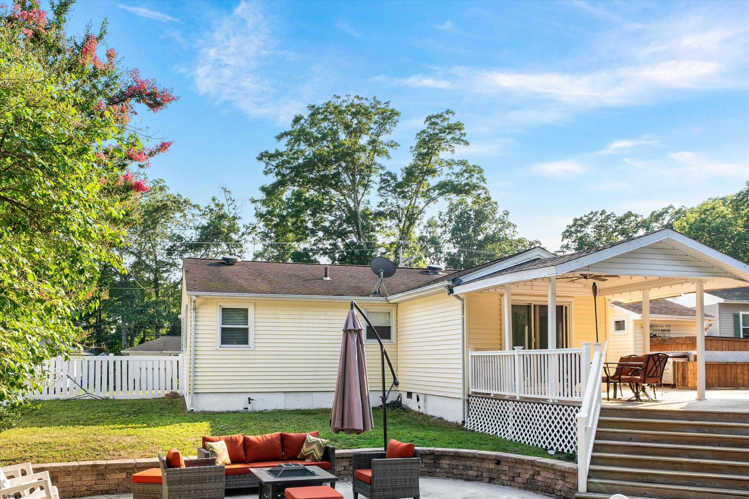 537 ridgewood Dr