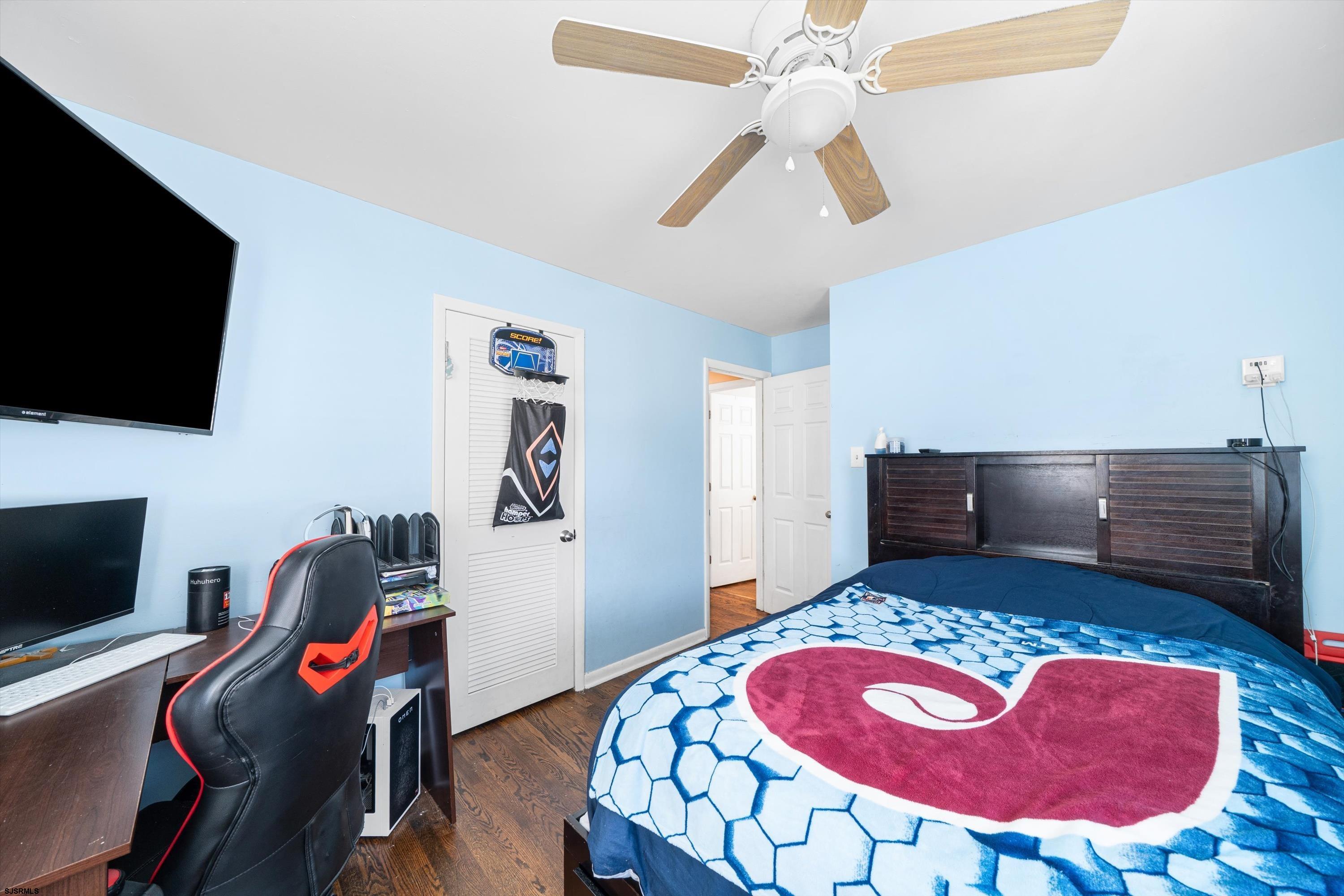 537 ridgewood Dr