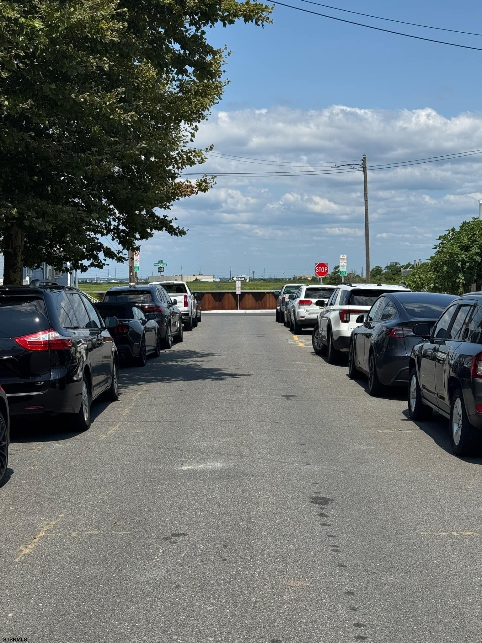 14 N BATON ROUGE Avenue