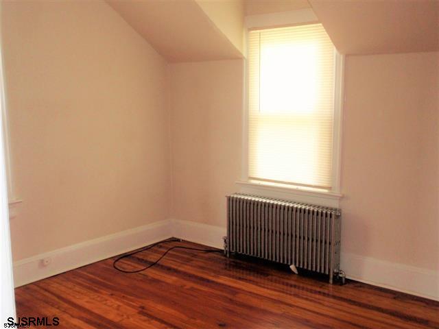 557 S White Horse Pike