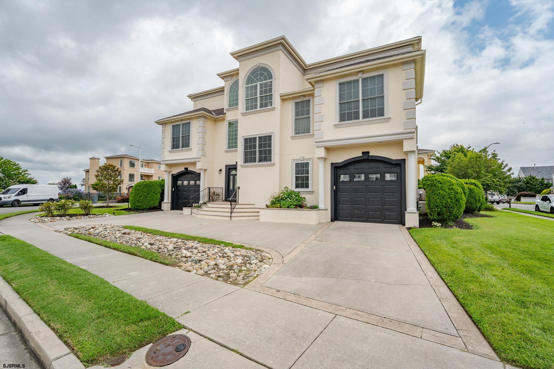 2 Hart Ln - Picture 2