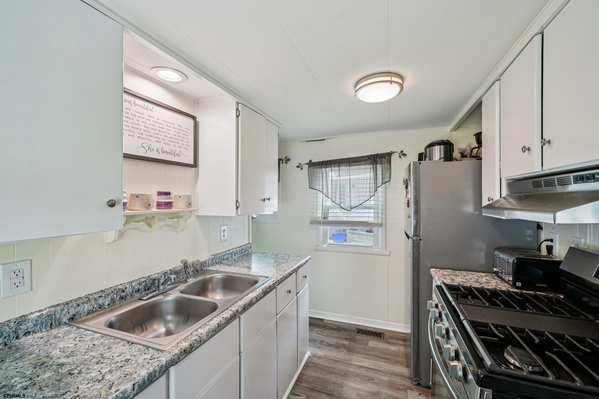 2528 Tilton Road