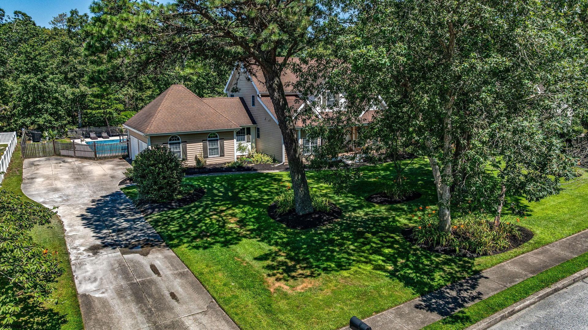35 Victoria Ln