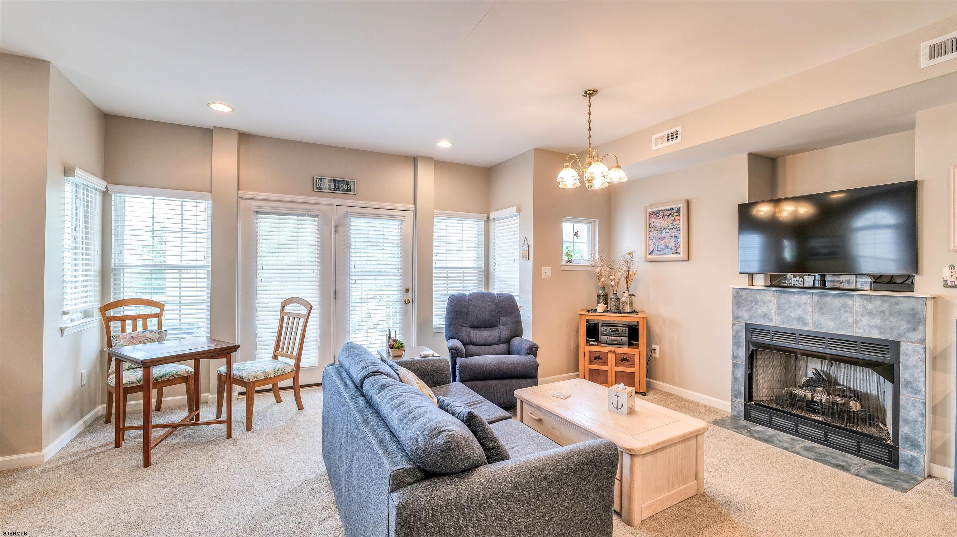 1125 Asbury Avenue - Picture 4