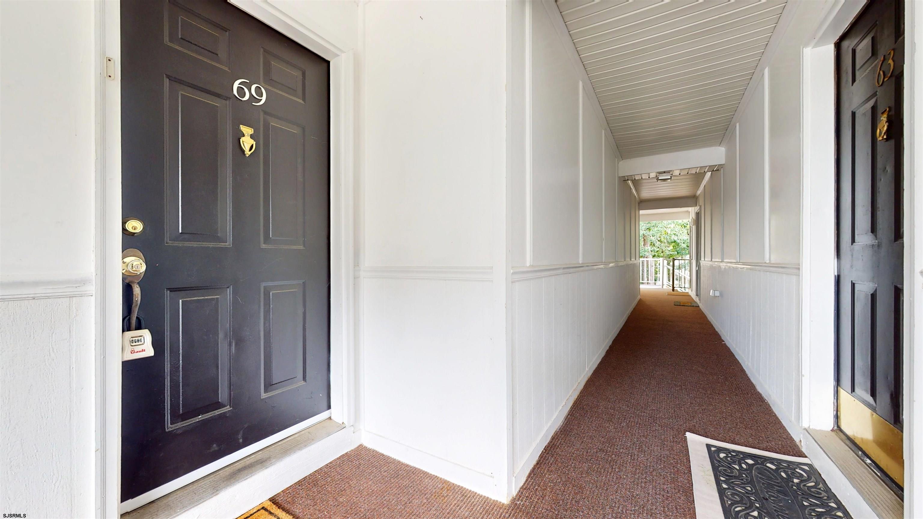 69 Arapaho Place - Picture 1