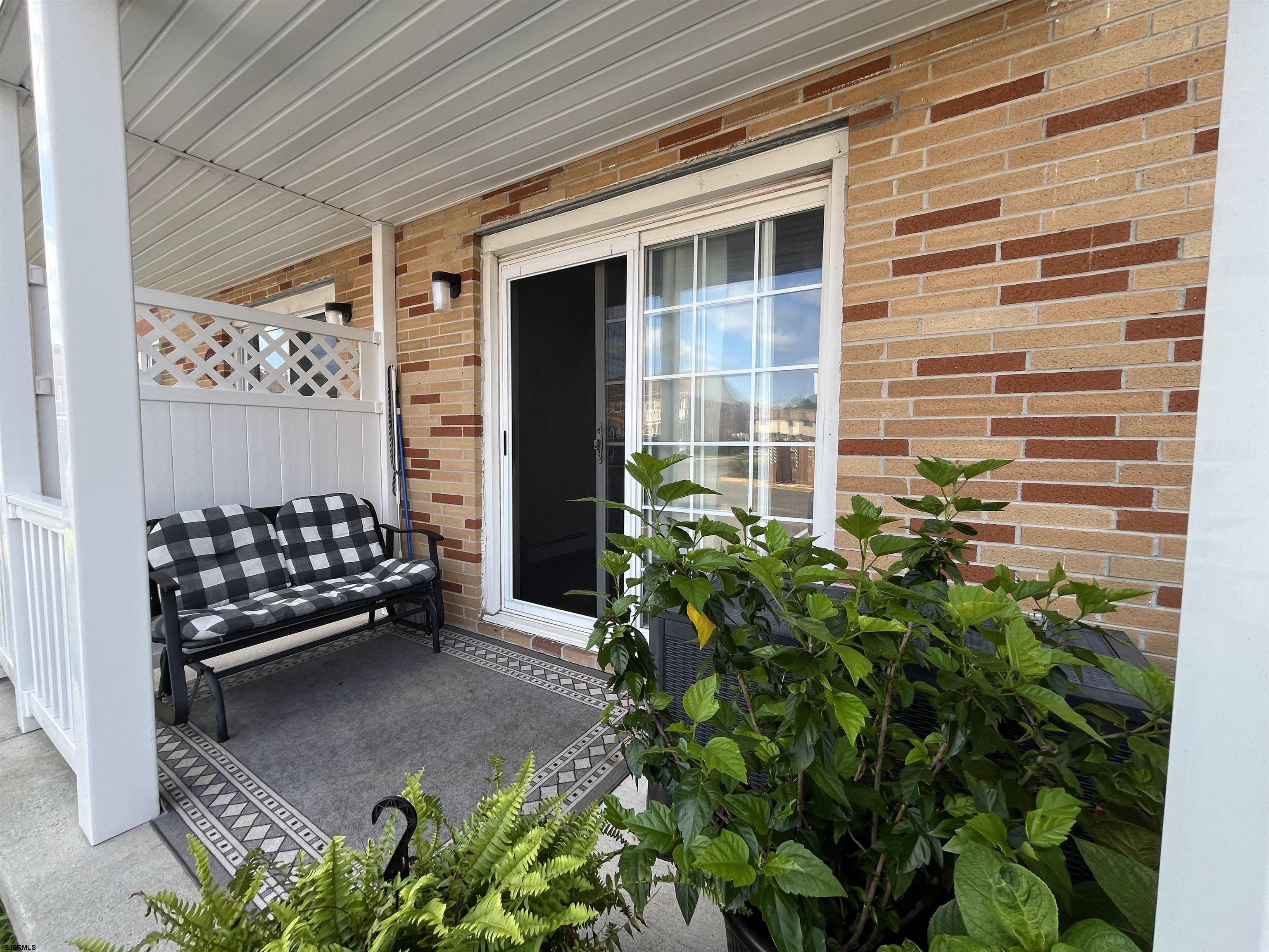 5513 Suffolk Ct - Picture 1