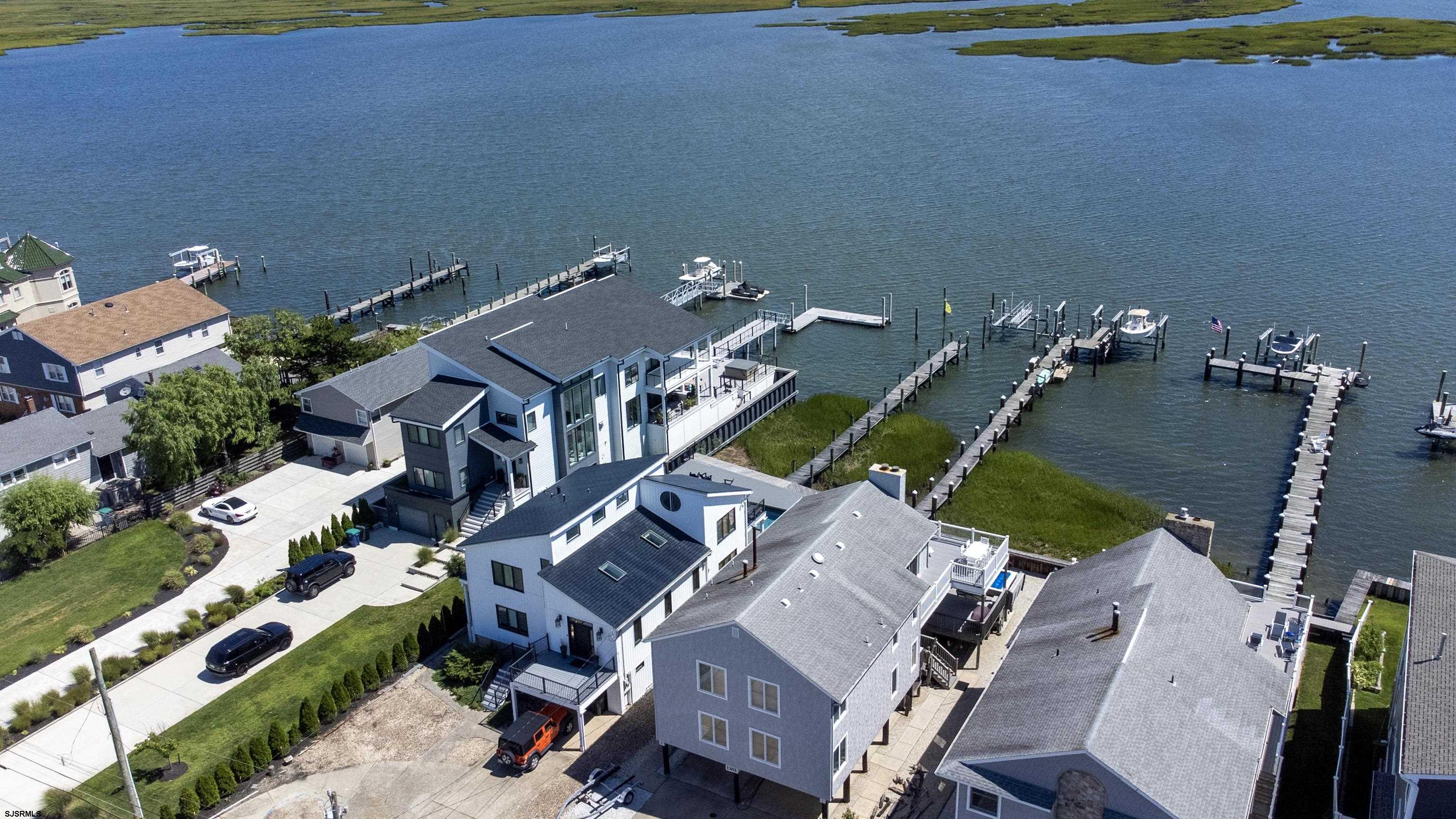 1303 E Shore Dr