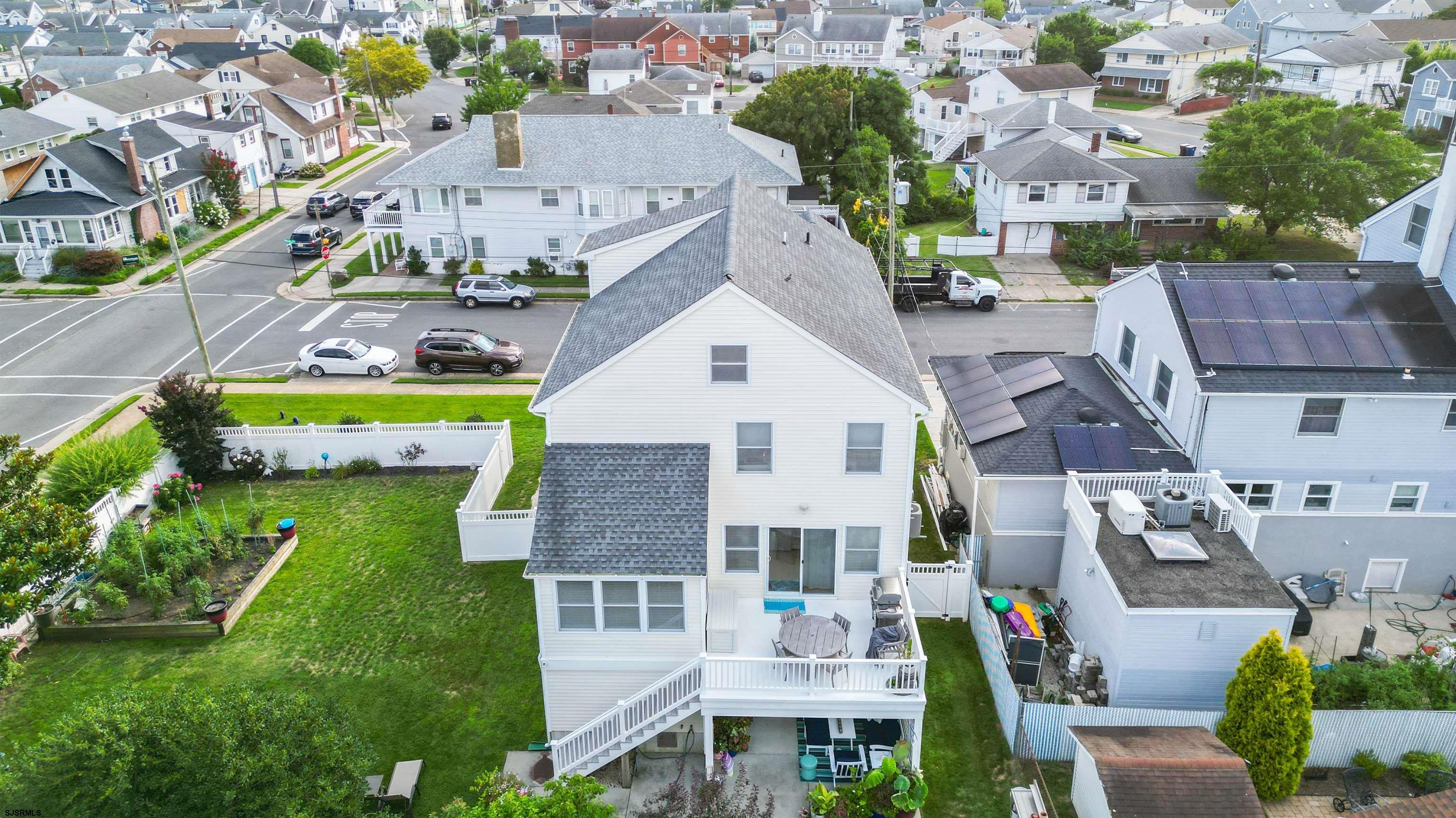203 N Melbourne Avenue