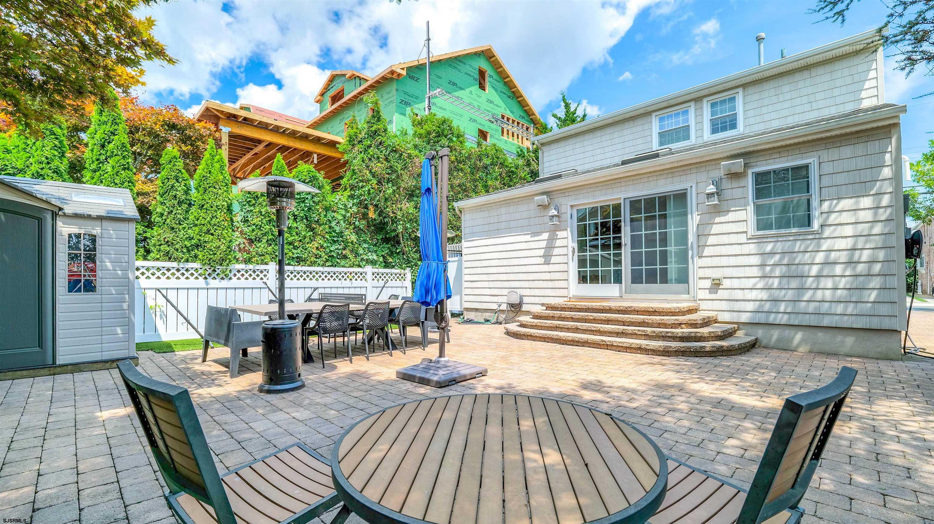 6 N Lancaster Avenue